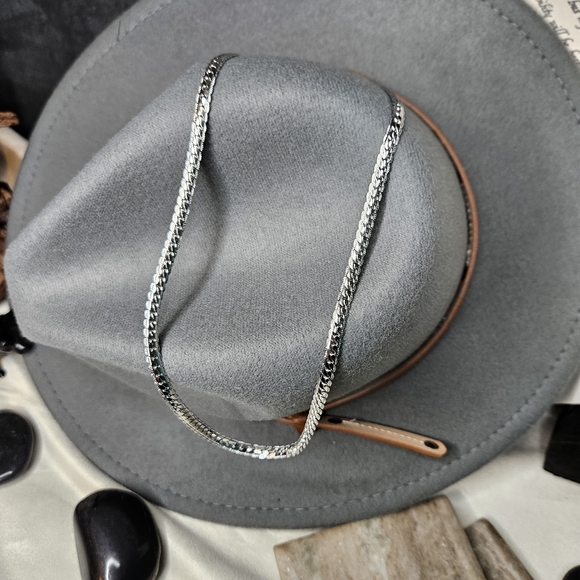 Silver Scalloped Herringbone Chain - Picture 1 of 10